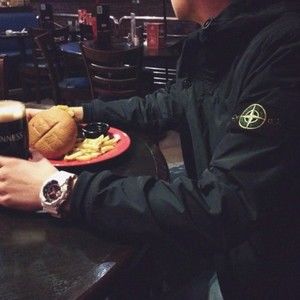 Meet your Posher, Whitney